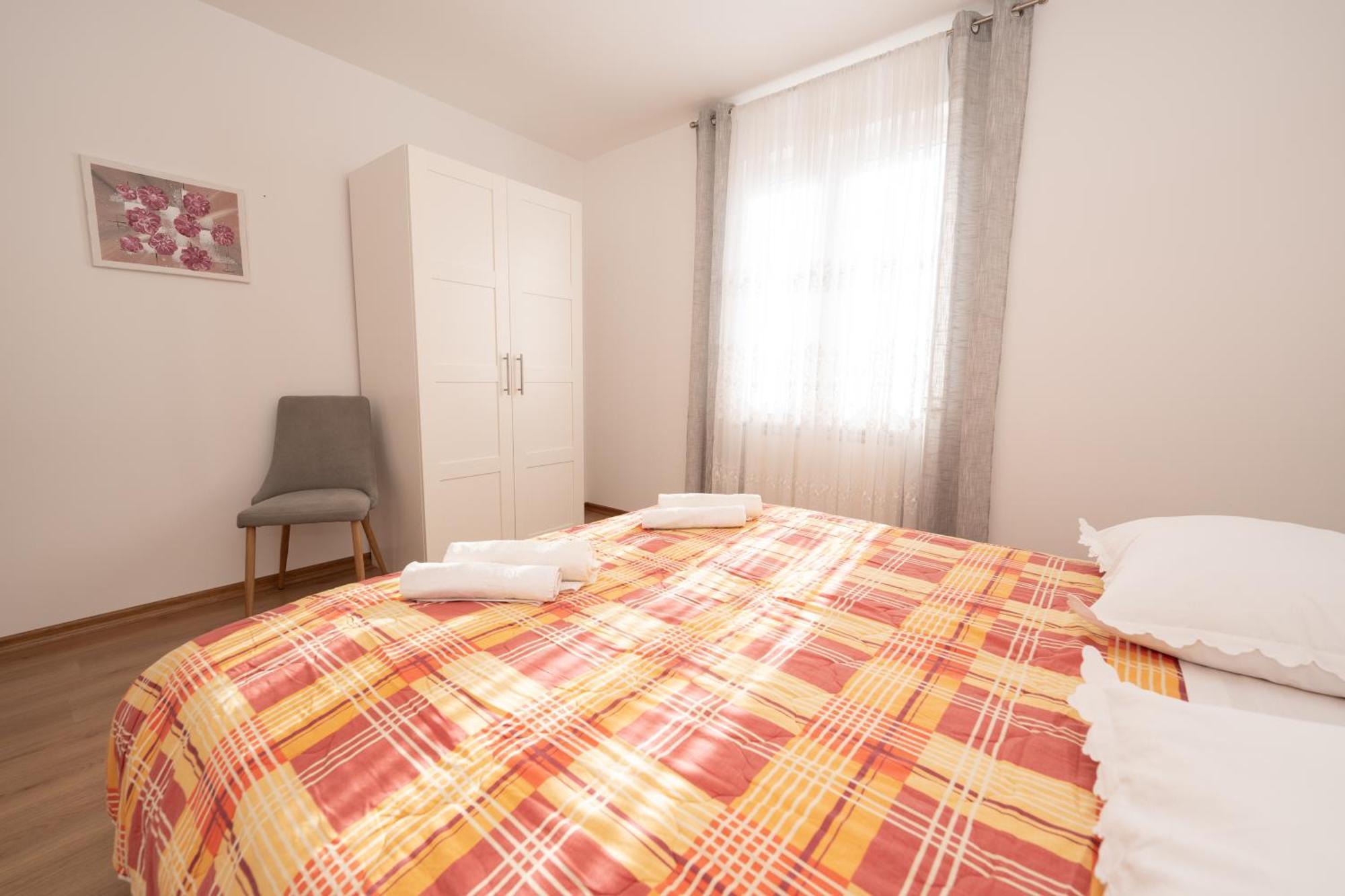 Apartments Biserka ノヴァリャ 部屋 写真