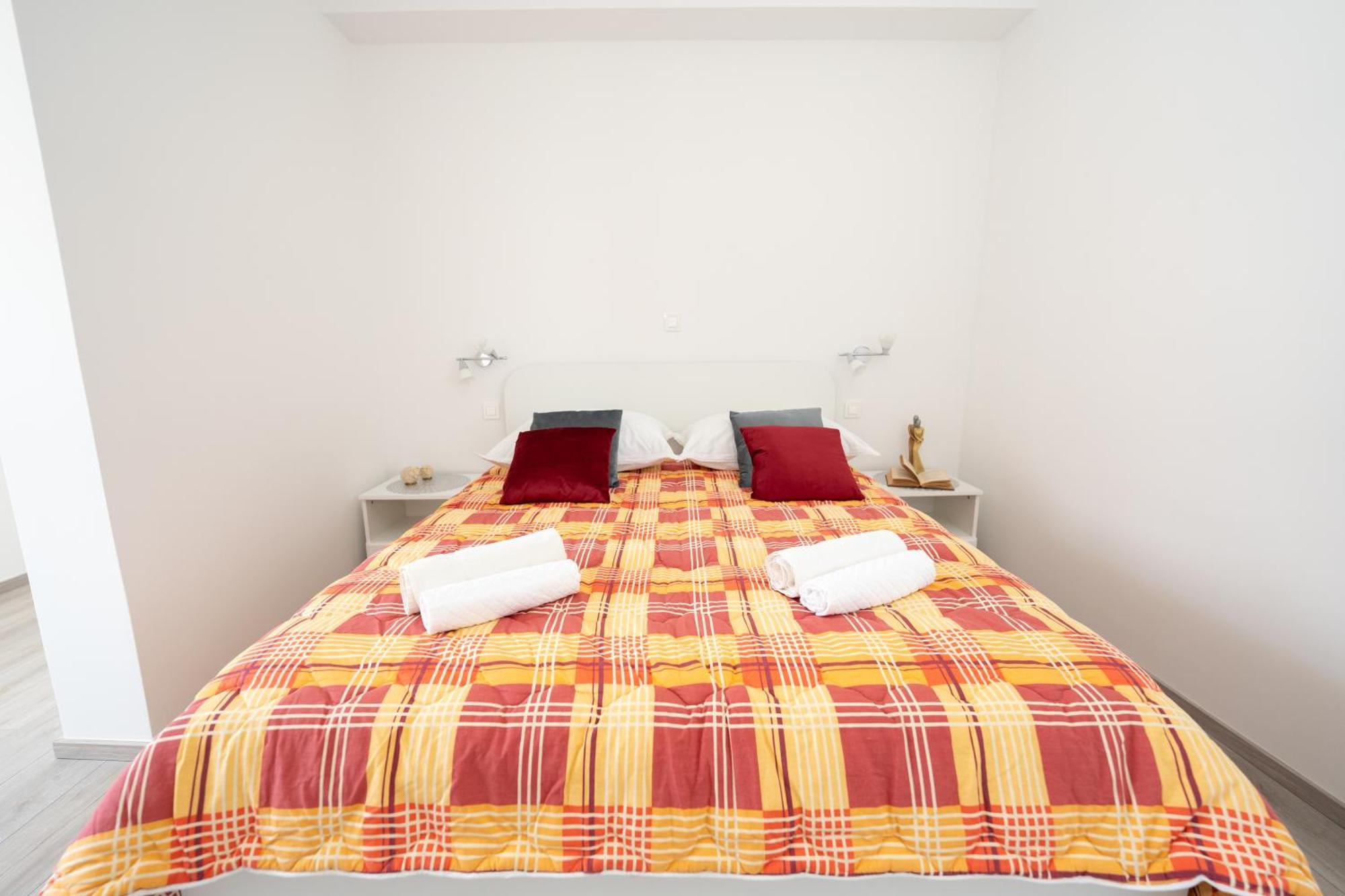 Apartments Biserka ノヴァリャ 部屋 写真